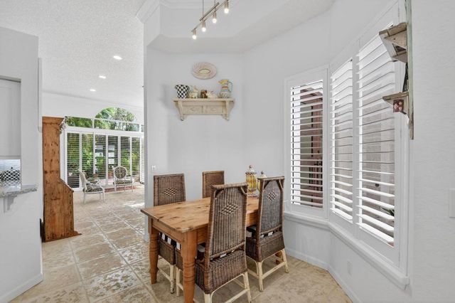 10646 Greenbriar Villa Drive, Lake Worth, FL 33449