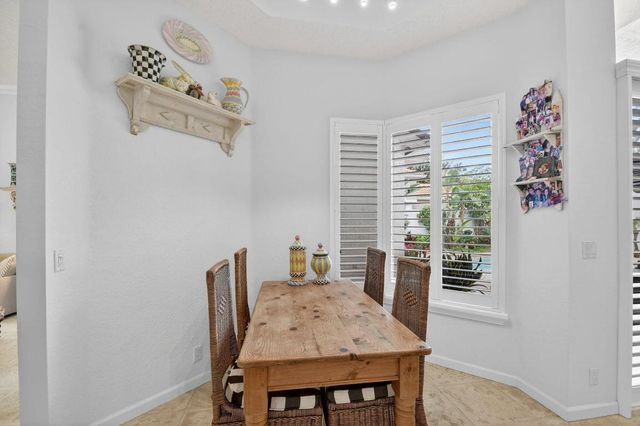 10646 Greenbriar Villa Drive, Lake Worth, FL 33449