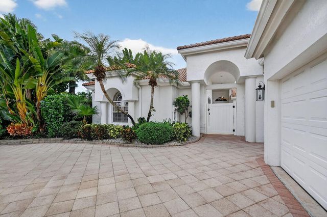 10646 Greenbriar Villa Drive, Lake Worth, FL 33449