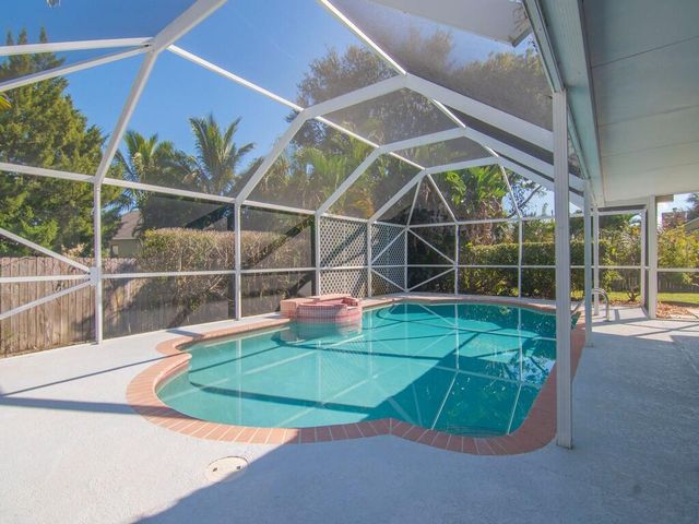 6130 60th Court, Vero Beach, FL 32967