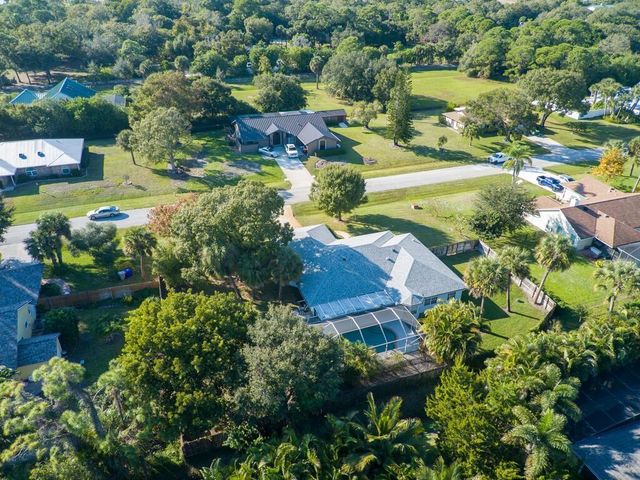 6130 60th Court, Vero Beach, FL 32967