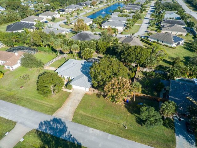6130 60th Court, Vero Beach, FL 32967