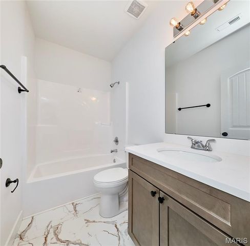 112 Canyon Creek Circle, Moscow Mills, MO 63362