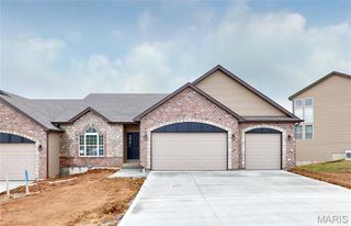 112 Canyon Creek Circle, Moscow Mills, MO 63362