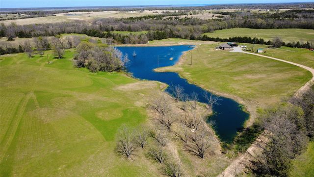 884 County Road 2900, Dodd City, TX 75438