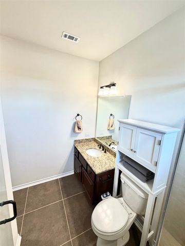 884 County Road 2900, Dodd City, TX 75438