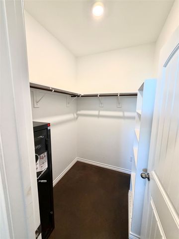 884 County Road 2900, Dodd City, TX 75438