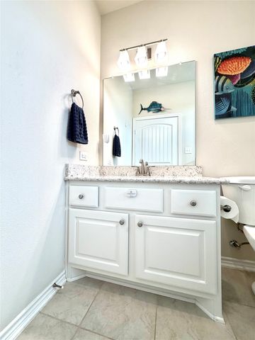 884 County Road 2900, Dodd City, TX 75438