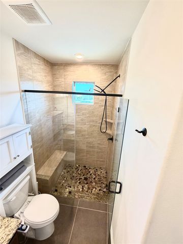 884 County Road 2900, Dodd City, TX 75438