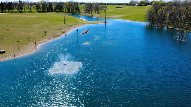 884 County Road 2900, Dodd City, TX 75438