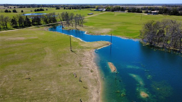 884 County Road 2900, Dodd City, TX 75438