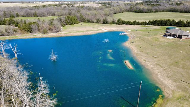 884 County Road 2900, Dodd City, TX 75438