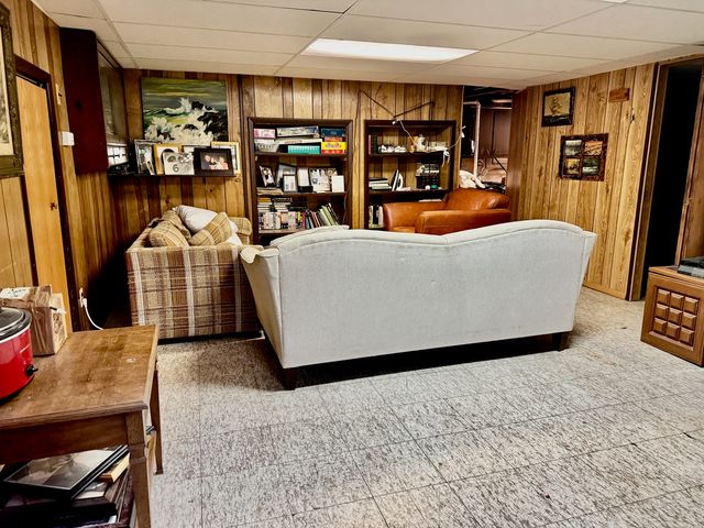 4N015 Kenwood Avenue, West Chicago, IL 60185