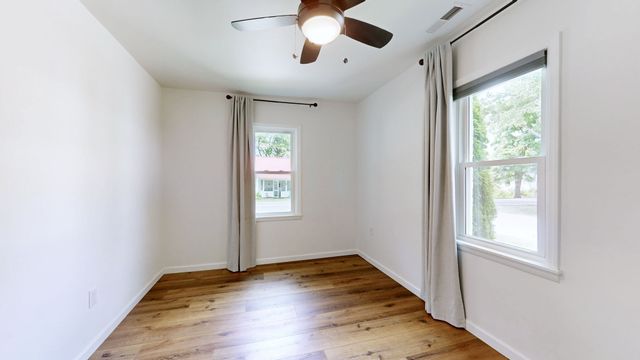 4257 Church St, Greenbrier, TN 37073