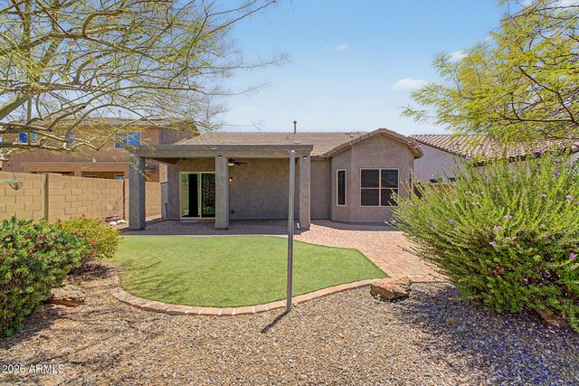 1652 W STRAIGHT ARROW Lane, Phoenix, AZ 85085