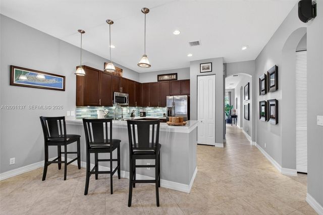 184 W Bay Cedar Cir, Jupiter, FL 33458