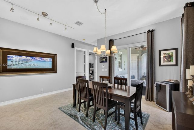 184 W Bay Cedar Cir, Jupiter, FL 33458