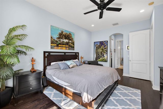 184 W Bay Cedar Cir, Jupiter, FL 33458