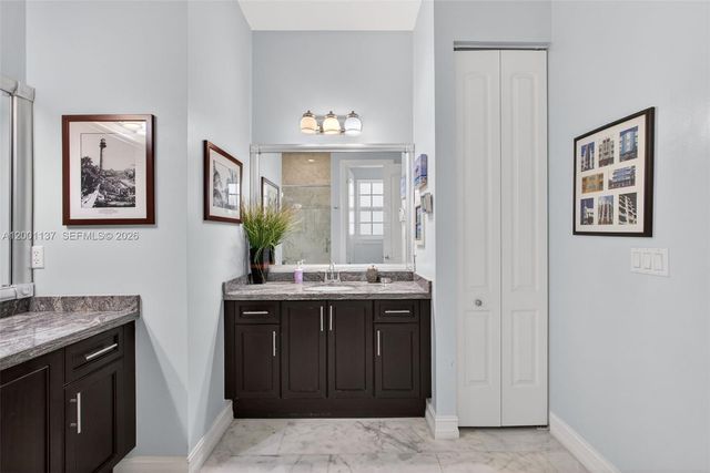 184 W Bay Cedar Cir, Jupiter, FL 33458