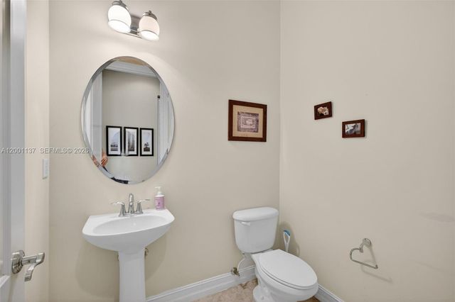 184 W Bay Cedar Cir, Jupiter, FL 33458