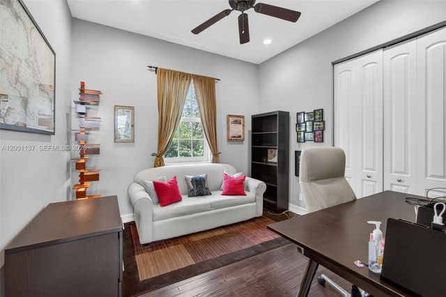 184 W Bay Cedar Cir, Jupiter, FL 33458