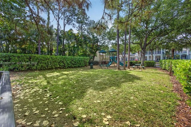 184 W Bay Cedar Cir, Jupiter, FL 33458