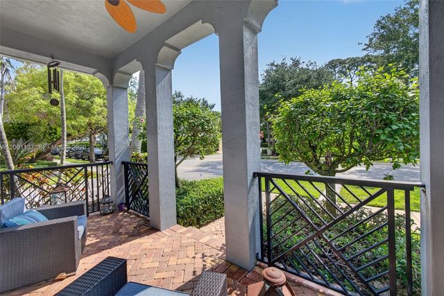 184 W Bay Cedar Cir, Jupiter, FL 33458