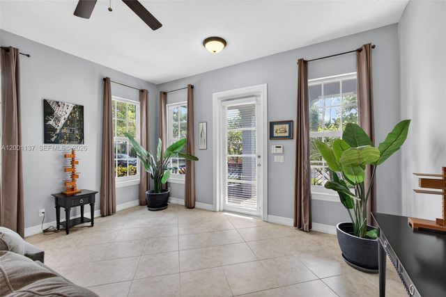 184 W Bay Cedar Cir, Jupiter, FL 33458