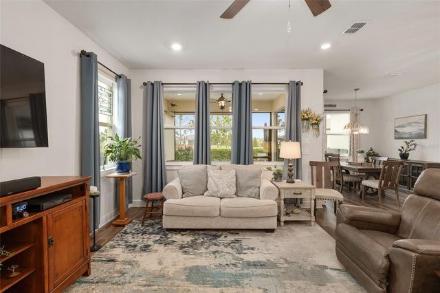 9267 SW 56TH LOOP, Ocala, FL 34481