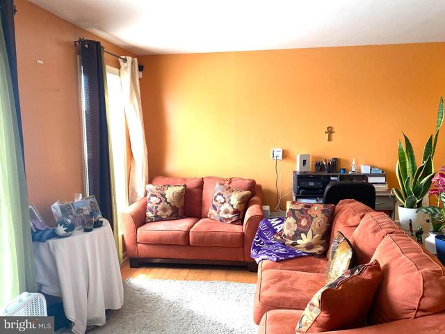 3341 RED LION RD, Philadelphia, PA 19114