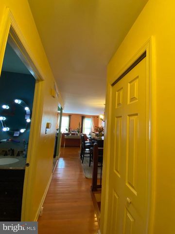 3341 RED LION RD, Philadelphia, PA 19114