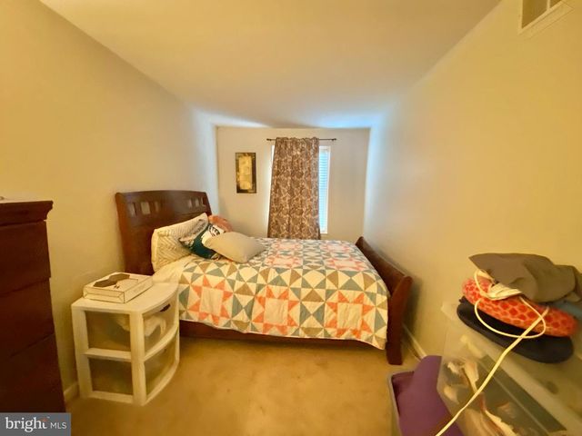 3341 RED LION RD, Philadelphia, PA 19114