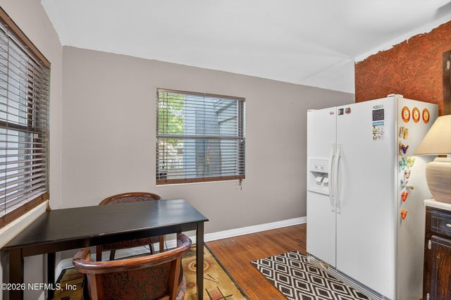 2143 NEWBERRY Road, Jacksonville, FL 32218