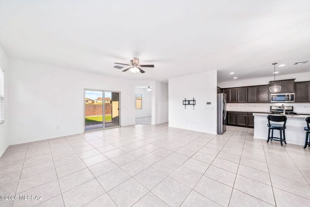 14259 E Yellow Sage Lane, Vail, AZ 85641