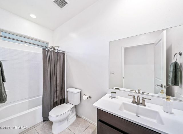 14259 E Yellow Sage Lane, Vail, AZ 85641