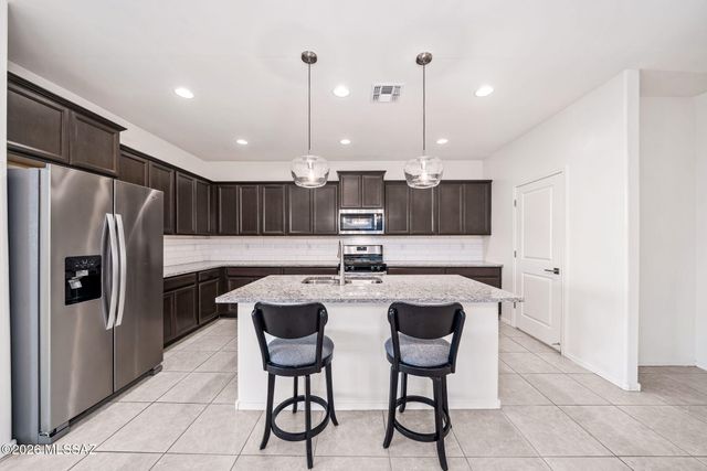 14259 E Yellow Sage Lane, Vail, AZ 85641