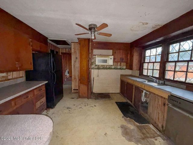 3915 Troy Avenue, Jackson, MS 39213