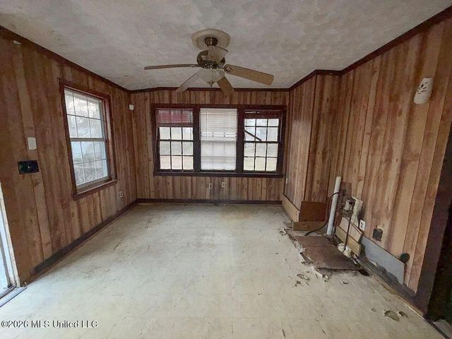 3915 Troy Avenue, Jackson, MS 39213