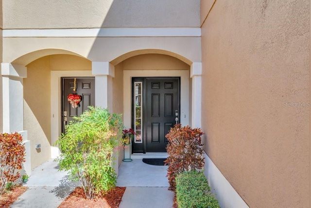 6607 SHINING SUN COURT, Tampa, FL 33634