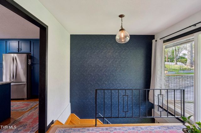 1823 Woodhaven Drive, Elizabethton, TN 37643