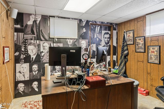 1823 Woodhaven Drive, Elizabethton, TN 37643