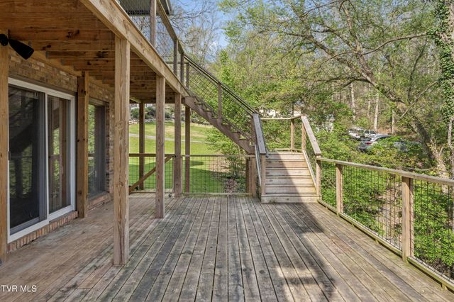 1823 Woodhaven Drive, Elizabethton, TN 37643