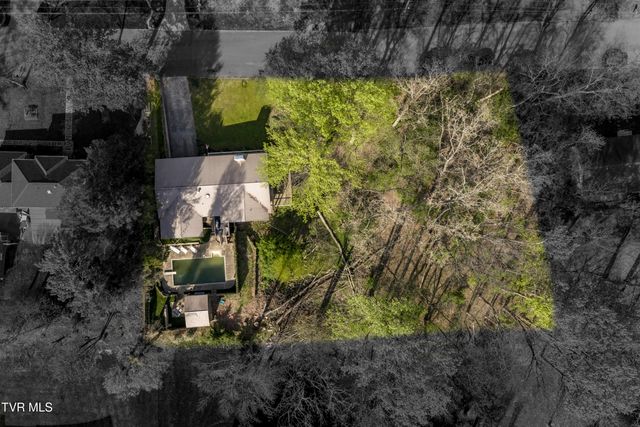 1823 Woodhaven Drive, Elizabethton, TN 37643