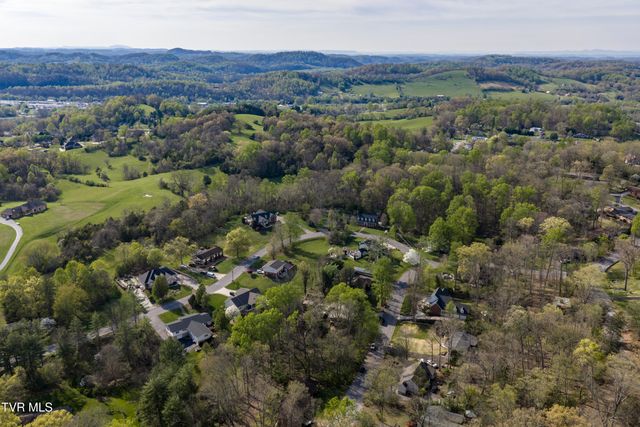 1823 Woodhaven Drive, Elizabethton, TN 37643