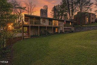 1823 Woodhaven Drive, Elizabethton, TN 37643