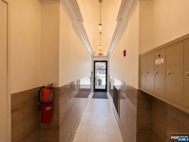 231 Closter Dock Road, Closter, NJ 07624