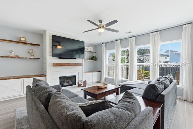 5 Vista Pointe Dr, Bluffton, SC 29910