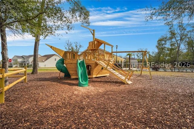 5 Vista Pointe Dr, Bluffton, SC 29910