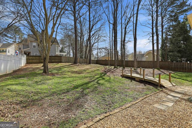 16 Forest Point, Newnan, GA 30265