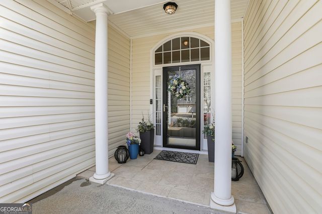 16 Forest Point, Newnan, GA 30265